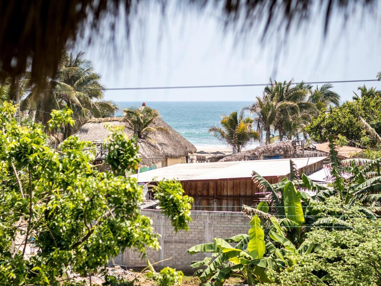 Experiencia Surf Camp Hostel Brisas de Zicatela Exterior photo