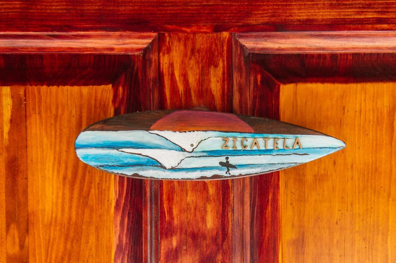 Experiencia Surf Camp Hostel Brisas de Zicatela Exterior photo